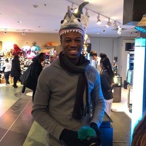 Meet your Posher, Gregorey